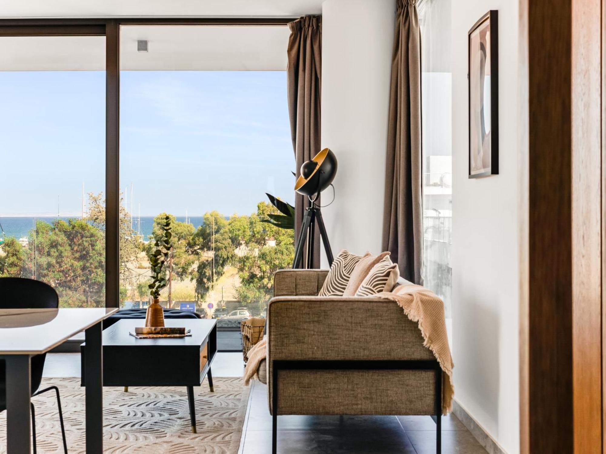 Sanders Gaia - Bright Two-Bedroom Apartment With Sea View Larnaca Exteriér fotografie